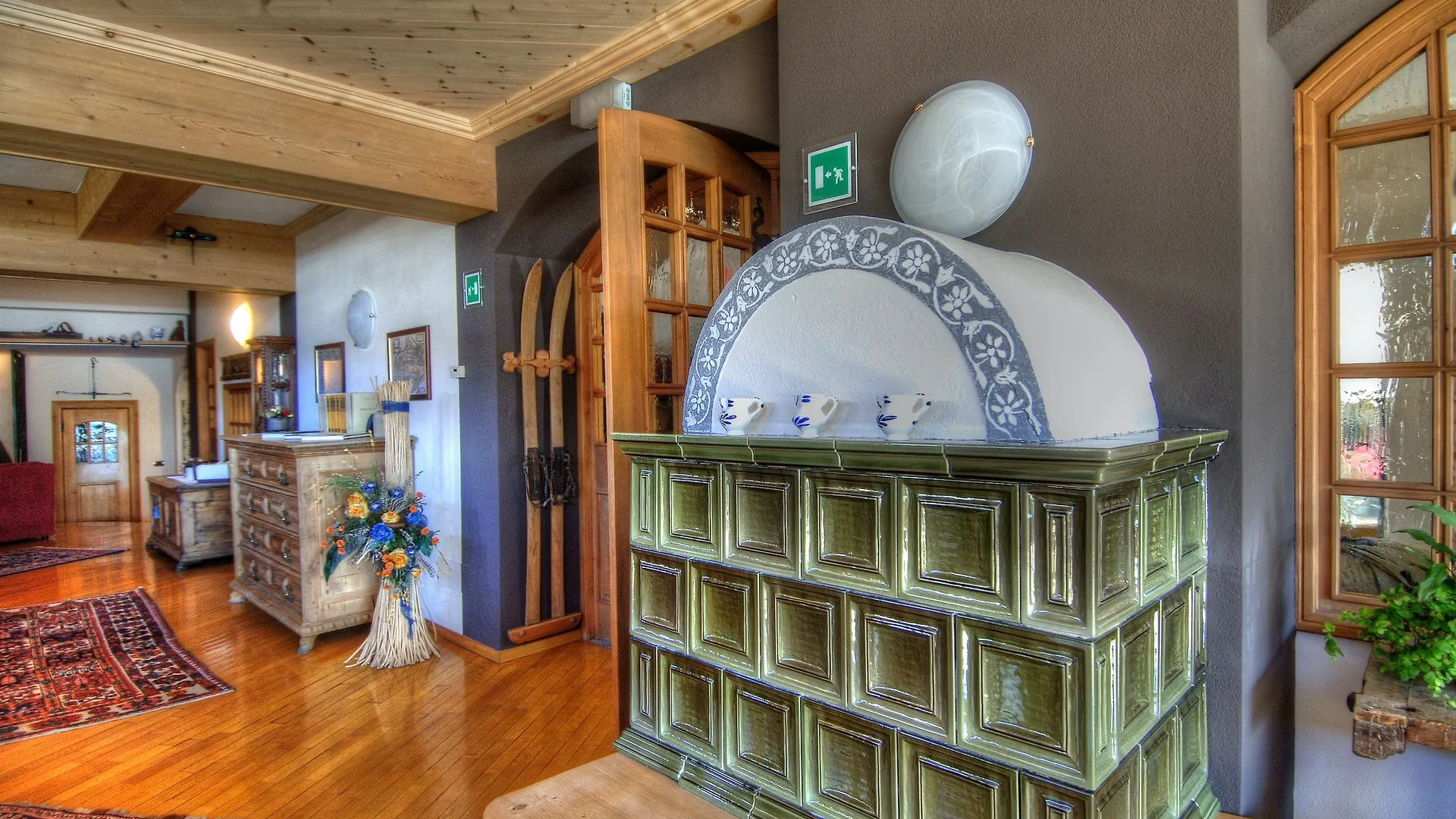 Meuble Garni Della Contea Hotel Bormio