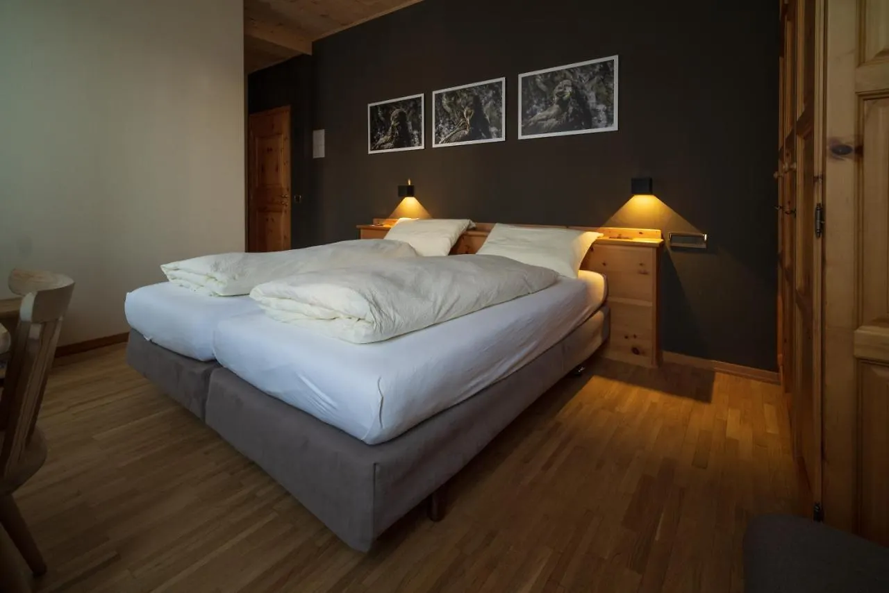 Meuble Garni Della Contea Hotel Bormio