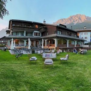 Nevada Szálloda