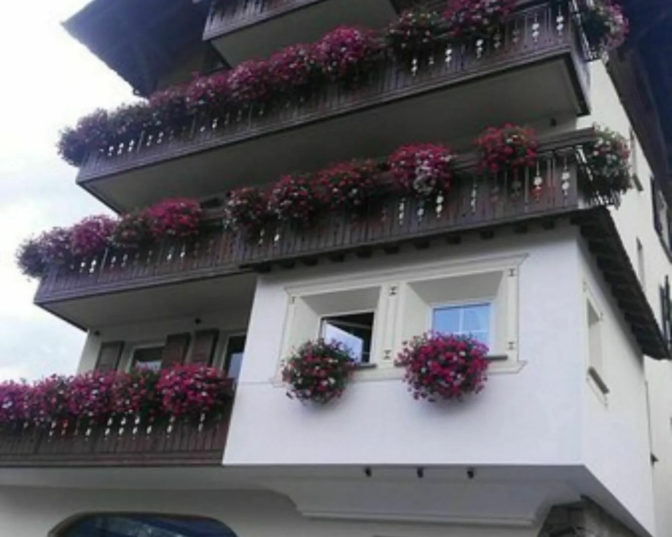 Meuble Garni Della Contea Otel Bormio